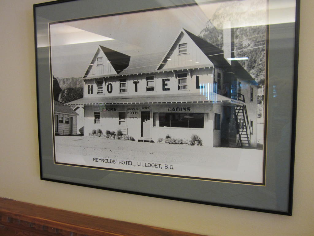 Reynolds Hotel Lillooet Ngoại thất bức ảnh